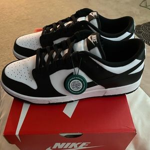 BRAND NEW!!!! Nike Dunk Low